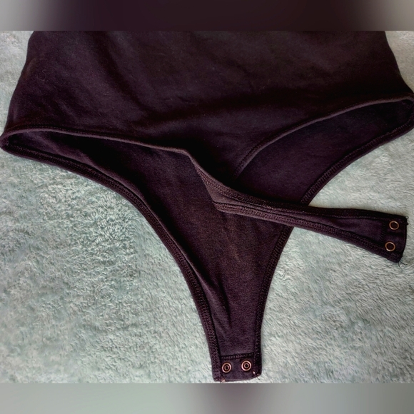 Abercrombie & Fitch, SET of 2 Bodysuits, Olive Green & Black, Size Medium, GUC - Picture 10 of 14